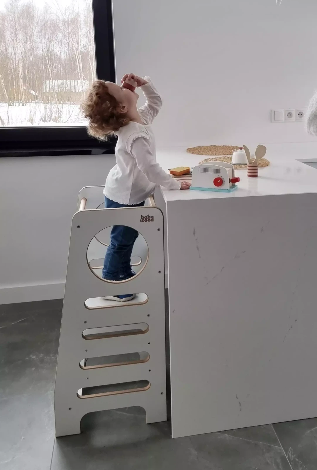 Kitchen Helper Babywood