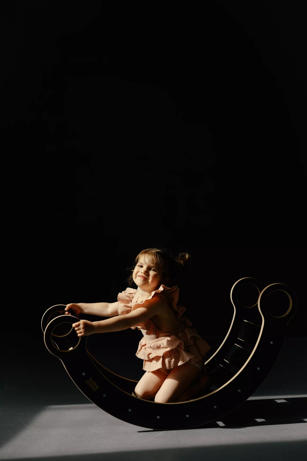 bujak czarny M Babywood drewniany.webp
