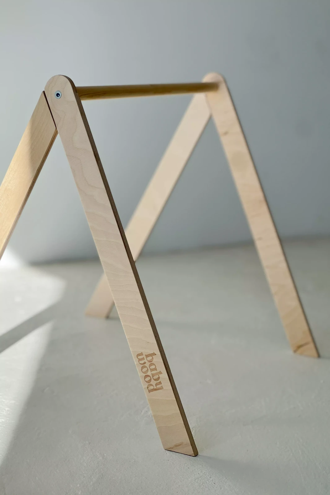 Baby gym Pałąk edukacyjny Babywood naturalny