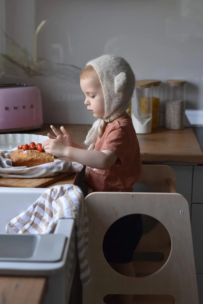 kitchen helper w użyciu
