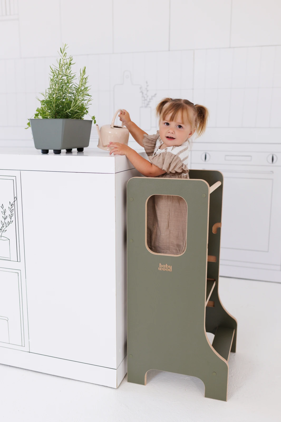 kitchen helper oliwkowy