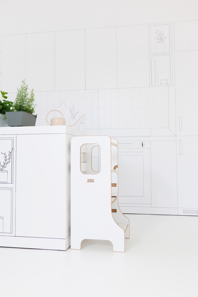 biały kitchen helper dla dziecka