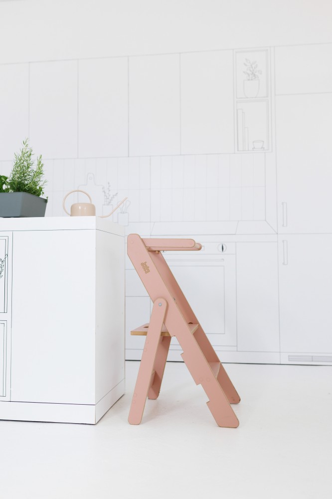 różowa wieża Montessori